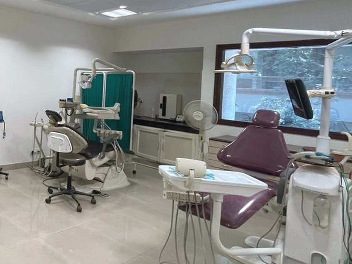 Treatment room at Health Factor Dental Clinic